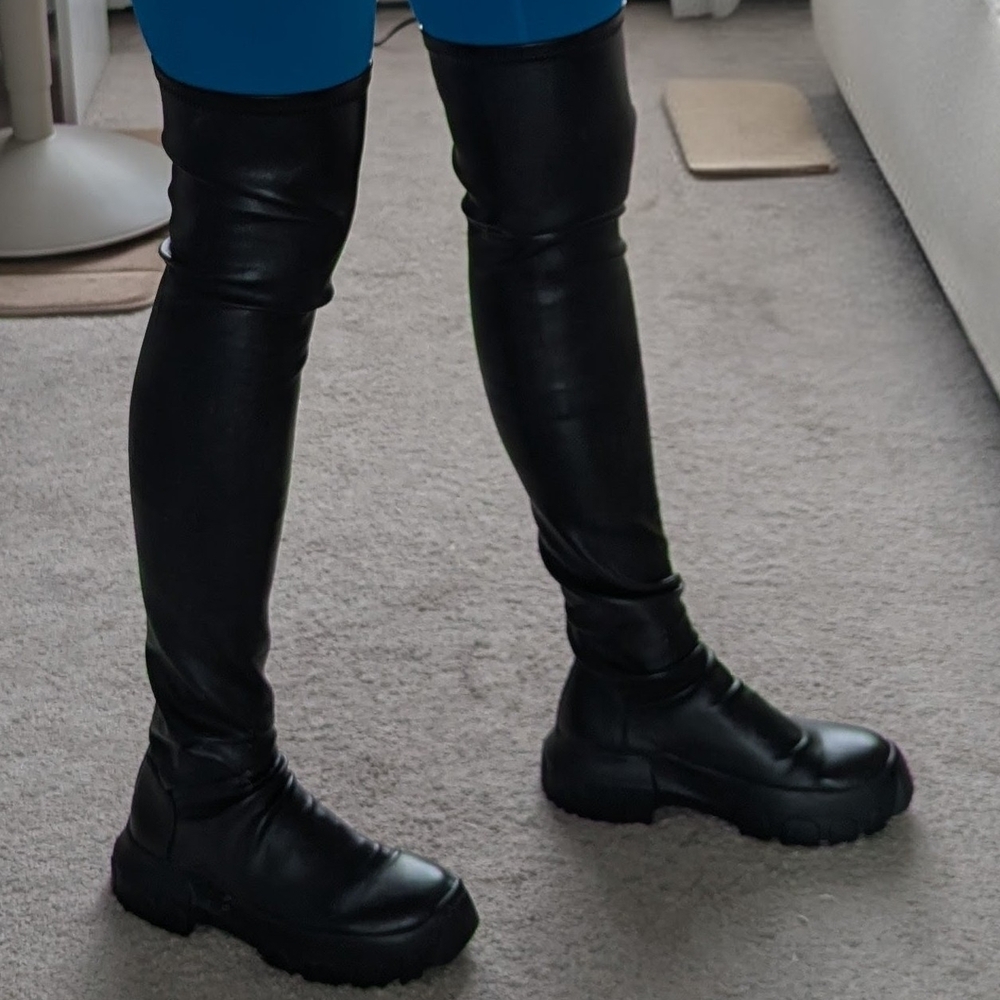 Above The Knee Black Leather Boots